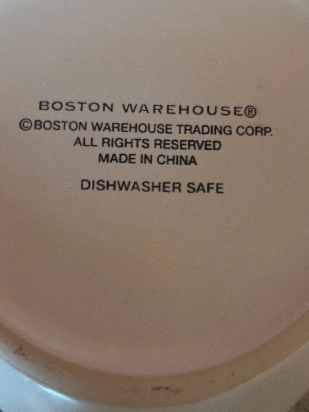 Boston Warehouse White Ceramic Spoon Rest with 'Food is love made edible' Script